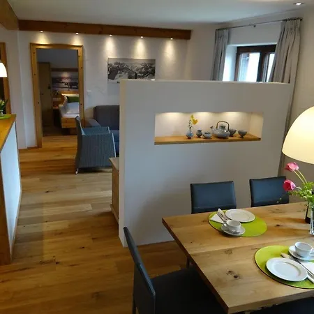 아파트 Holiday Sonnenkopfblick With Sauna 피셴